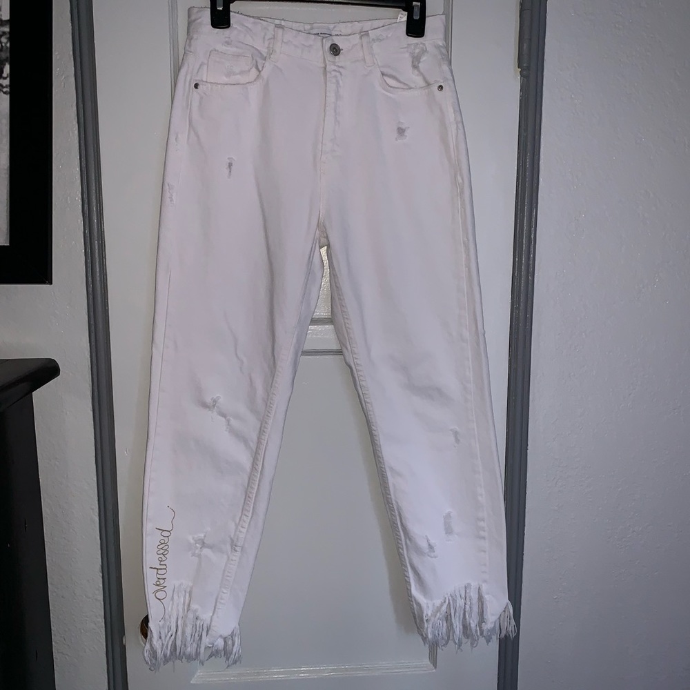 White denim jeans